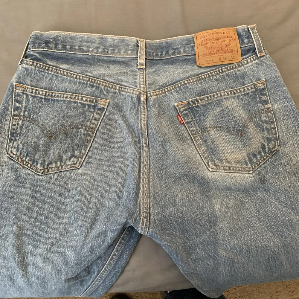 Vintage Levis 501 Jeans Mens 38x33 (34x29) Blue Light Wash Straight Leg Button